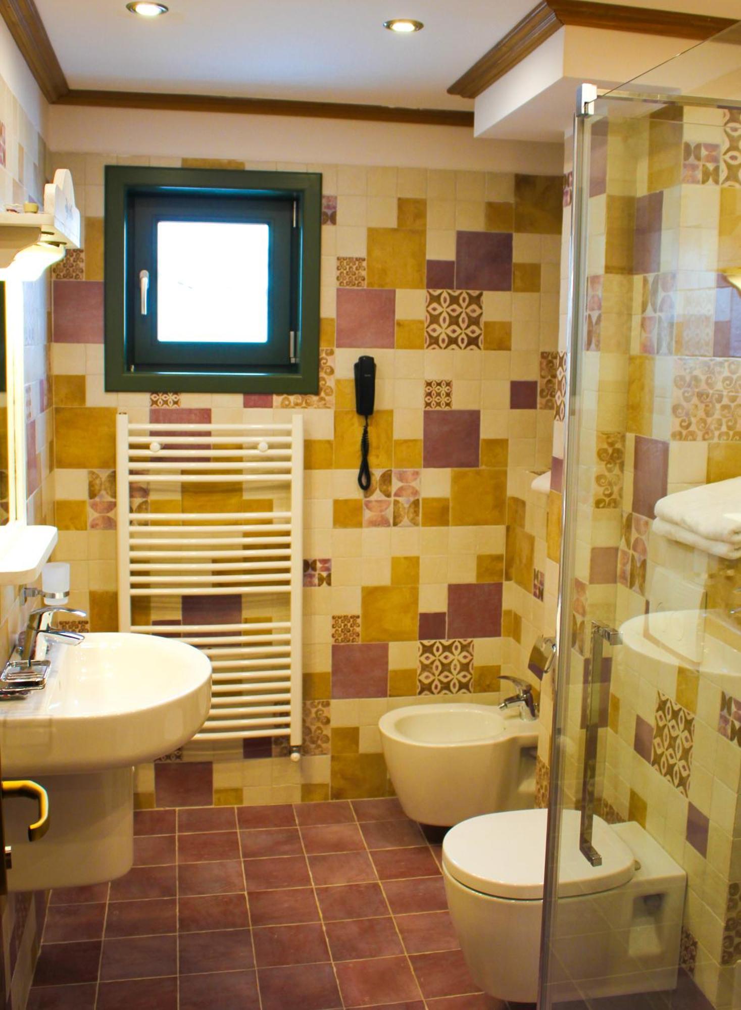 Casa Comana Boutique Hotel บูคาเรสต์ ภายนอก รูปภาพ