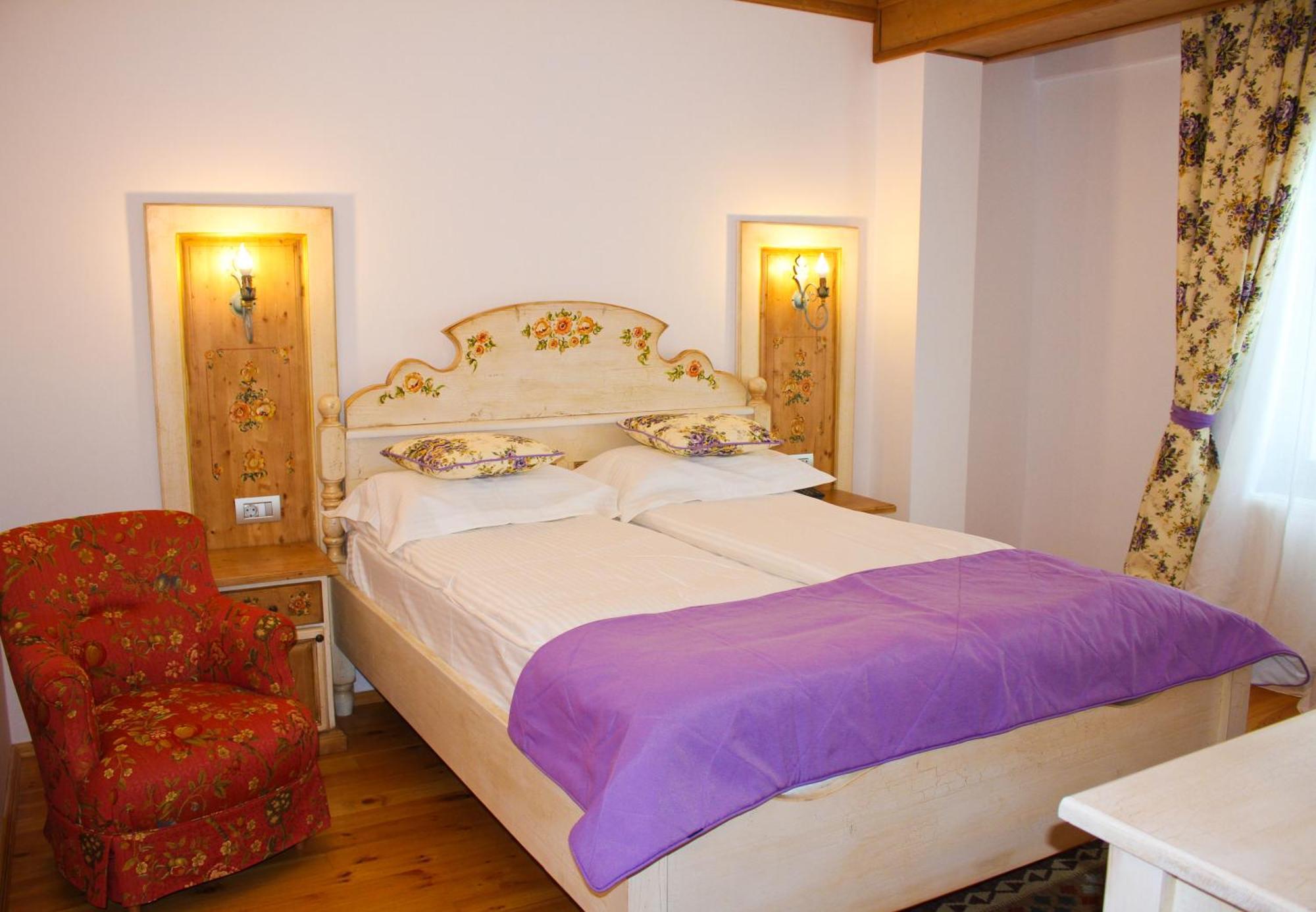 Casa Comana Boutique Hotel บูคาเรสต์ ภายนอก รูปภาพ