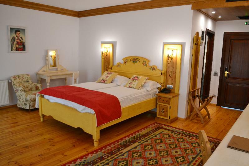 Casa Comana Boutique Hotel บูคาเรสต์ ภายนอก รูปภาพ
