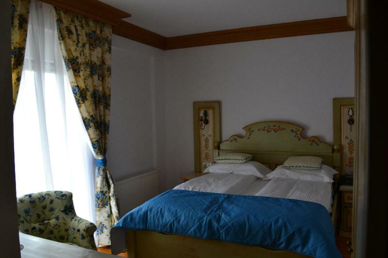 Casa Comana Boutique Hotel บูคาเรสต์ ภายนอก รูปภาพ